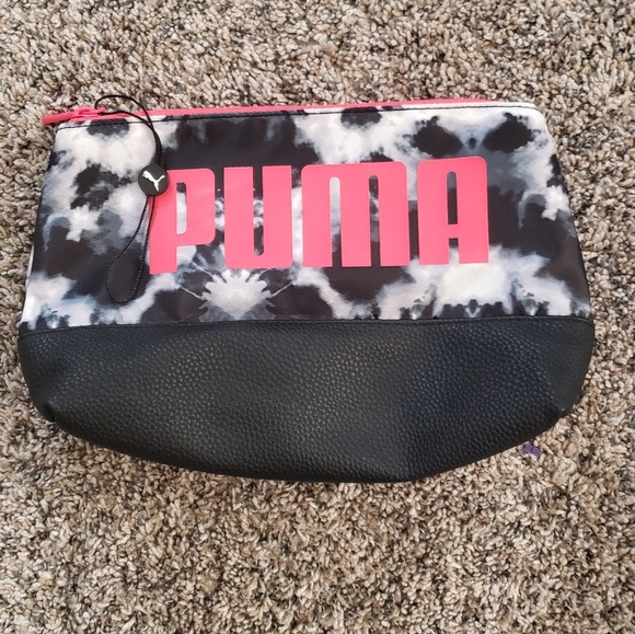 PUMA| NWOT| Makeup Travel Toiletries Bag - Picture 1 of 3
